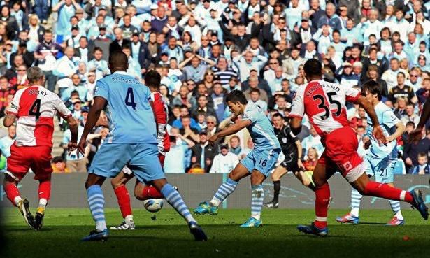 Mario Balotelli's only Premier League came on 'Aguero Day'