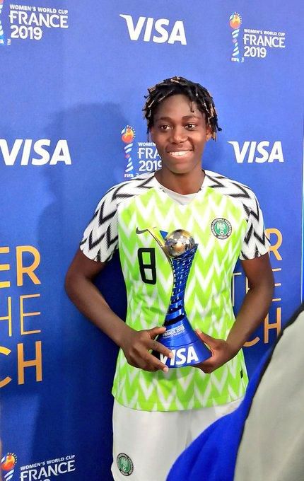 Asisat Oshoala (Twitter/FIFAWWC_NGA)