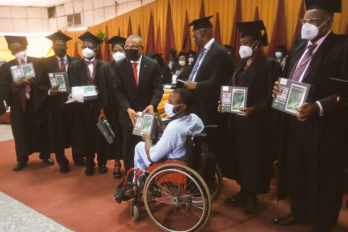 UNILAG distributes iPads to indigent, visually impaired at matriculation ceremony. [Twitter: @UnilagNigeria]