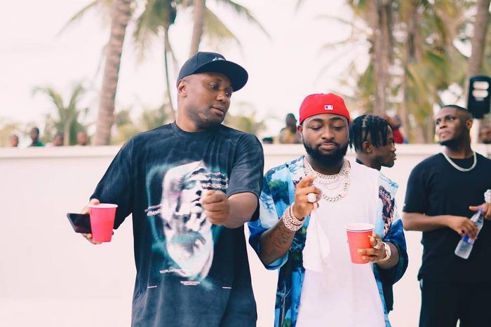 Israel DMW and Davido [Instagram/IsraelDMW]