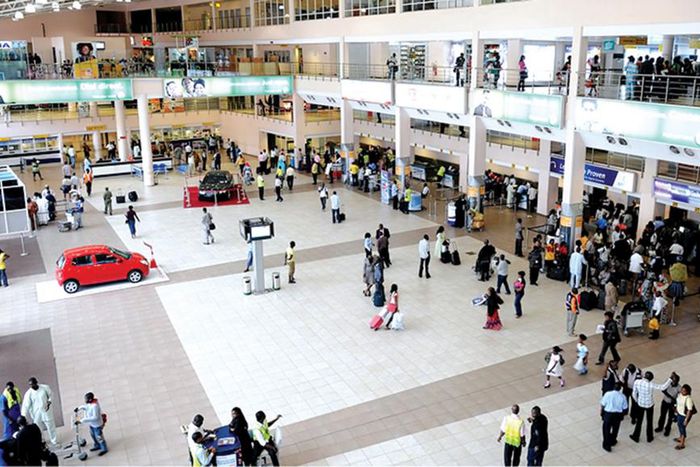 Nigerian Airports record 3.5m passengers, 54,000 aircraft movement in Q1 [Guardian]