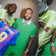 Memphis Depay gifts Davido Barcelona jersey