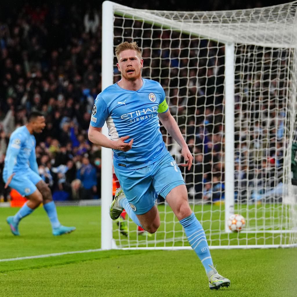 Man of the match,  Kevin de Bruyne, celebrates his goal.