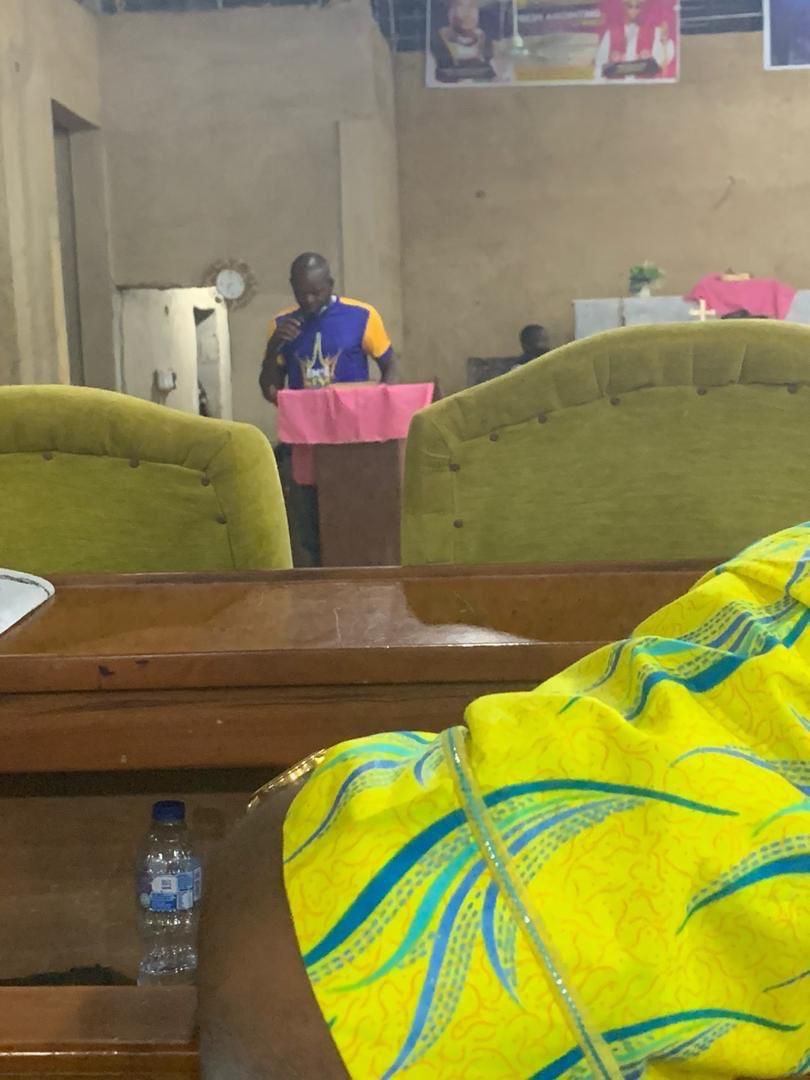 Pastor spotted wearing a BetKing shirt in church