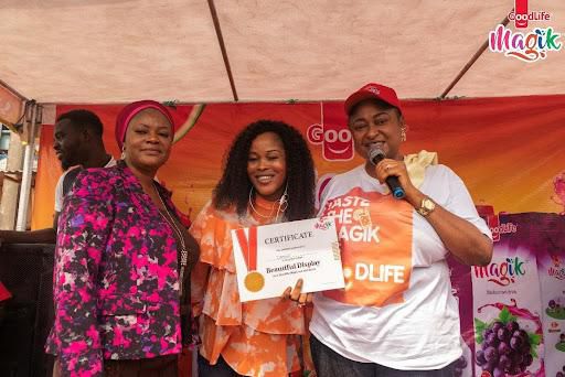 Ronke Ojo stormed Lagos market for Goodlife Magik Fruit Drink