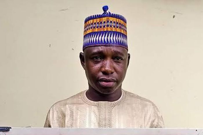 Man imprisoned for failing to pay for recharge cards