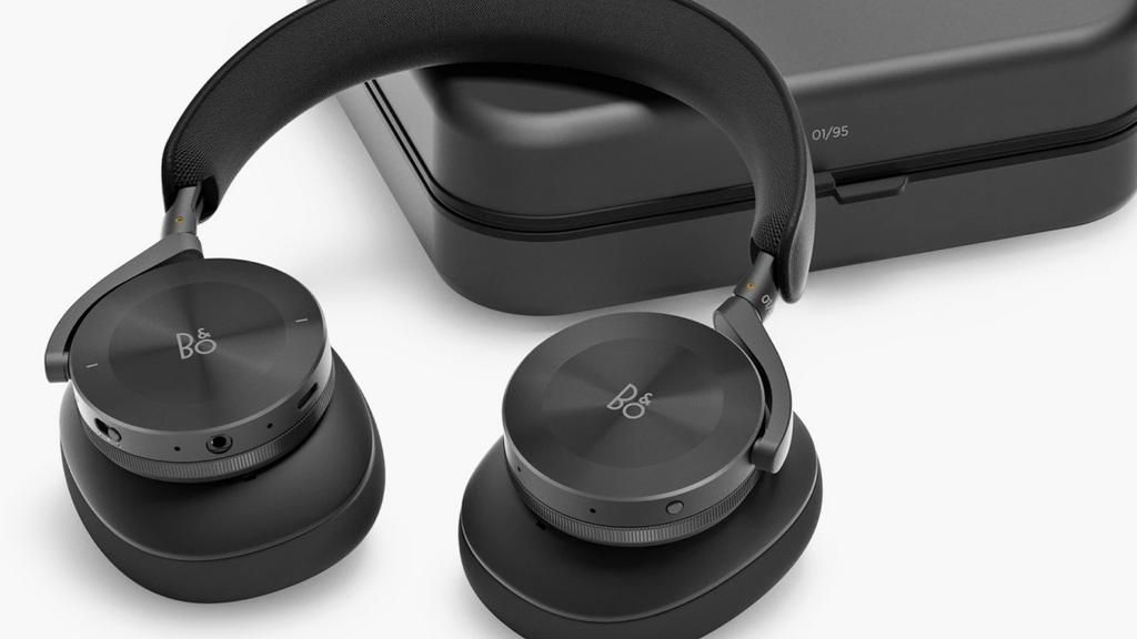 Bang-and-Olufsen-Beoplay-H95-main