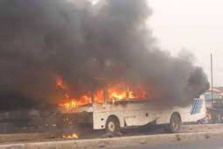 Bus-catches-fire-in-Lagos (PoliticalEconomist)