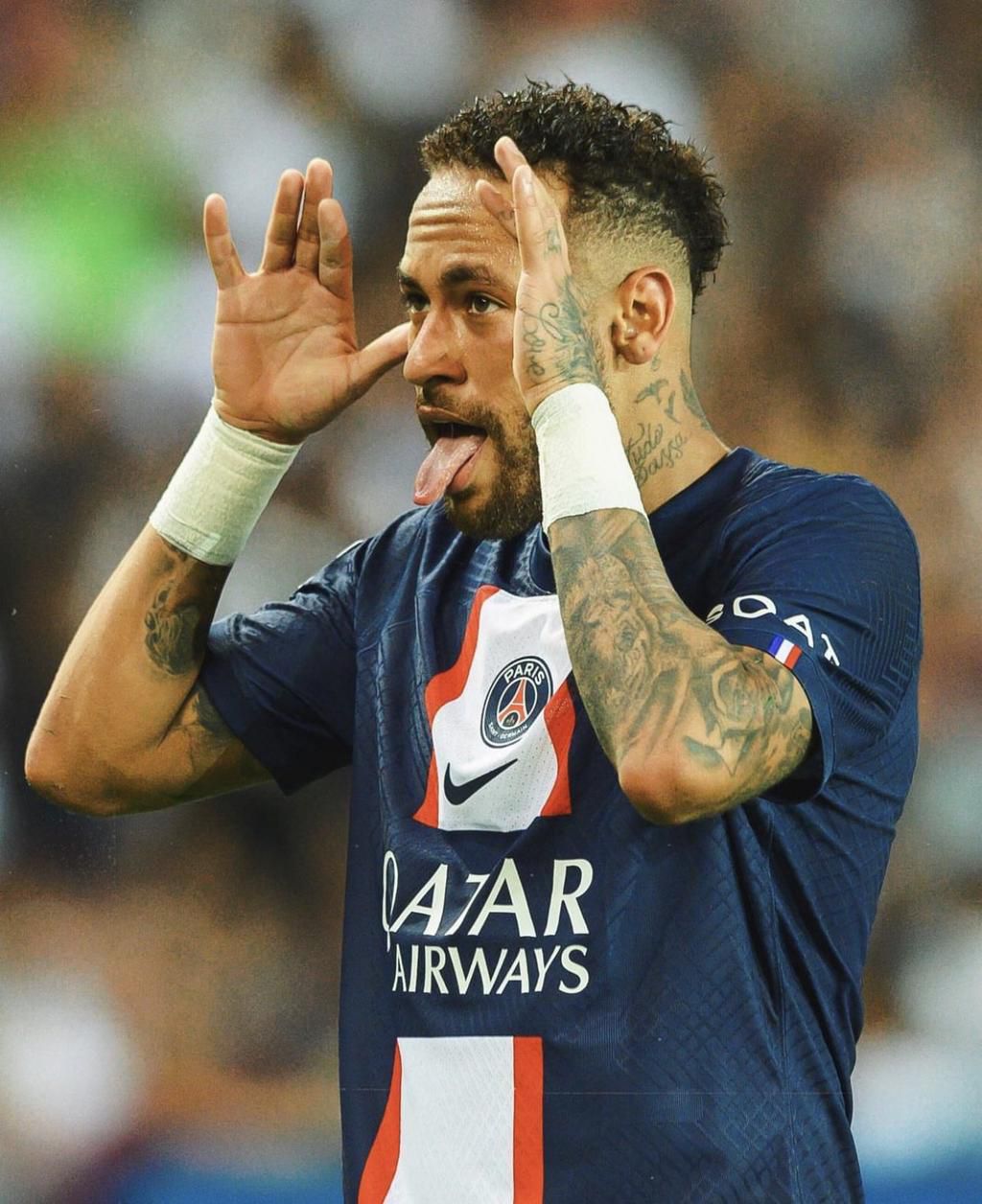 Neymar also loves to celebrate by dancing.