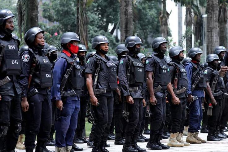 Nigerian police officers (Guardian)