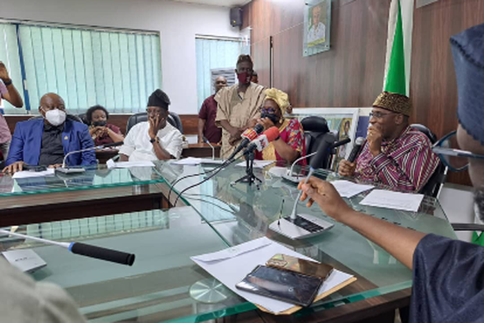Outgoing Minister, Amaechi inaugurates 5 governing boards. [NAN]