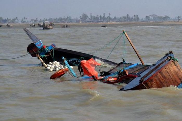 6 young girls die in canoe mishap in Kebbi/Illustrative photo. [daily-sun]