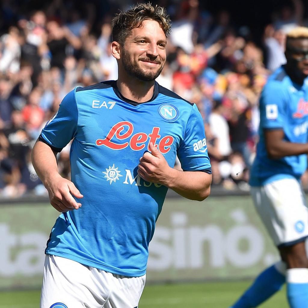 Dries Mertens scored Napoli's fourth within the first 20 minutes