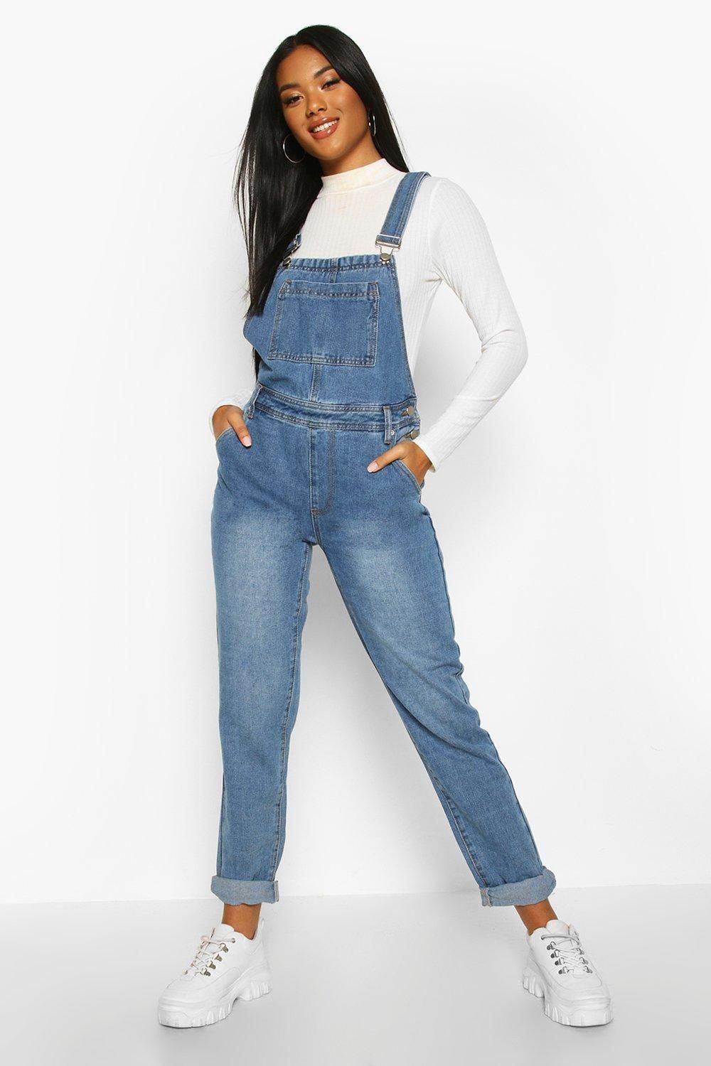 Dungarees are casual and fun [Pinterest]