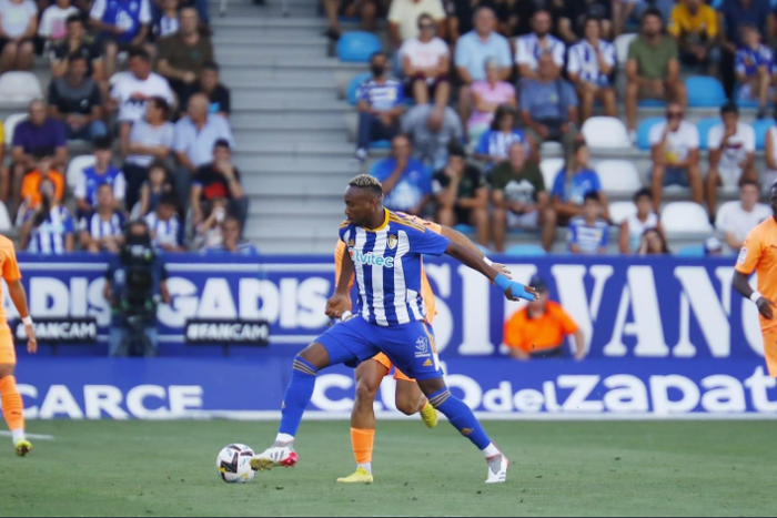 Kelechi Nwakali continued his resurgence at Ponferradina