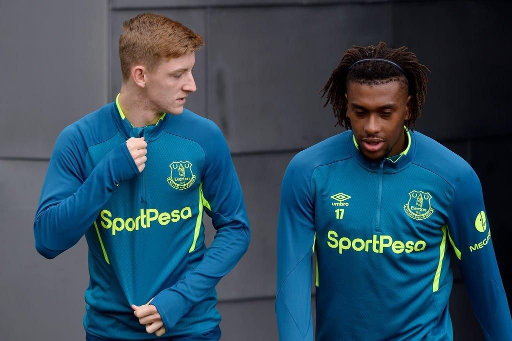Everton winger Anthony Gordon (L) has been on Chelsea's radar and could join the Blues before the summer transfer deadline