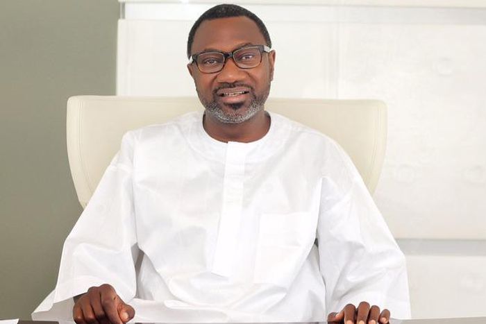 ___9024303___2018___10___25___16___0308_lb-drop-off-femi-otedola_650x455