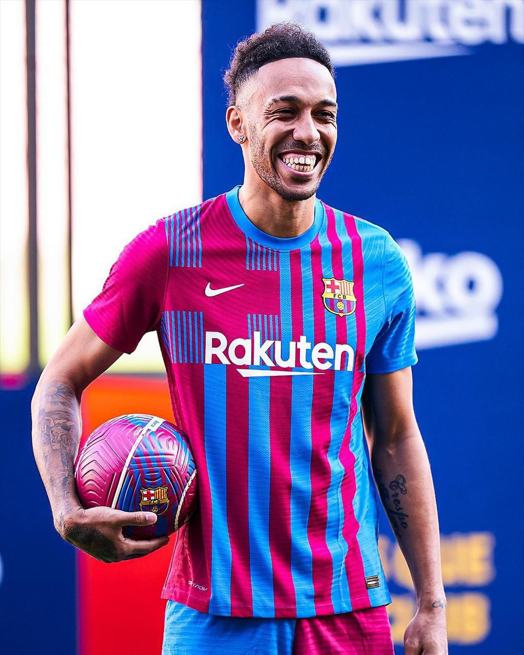 Aubameyang will continue his adventure at Barcelona