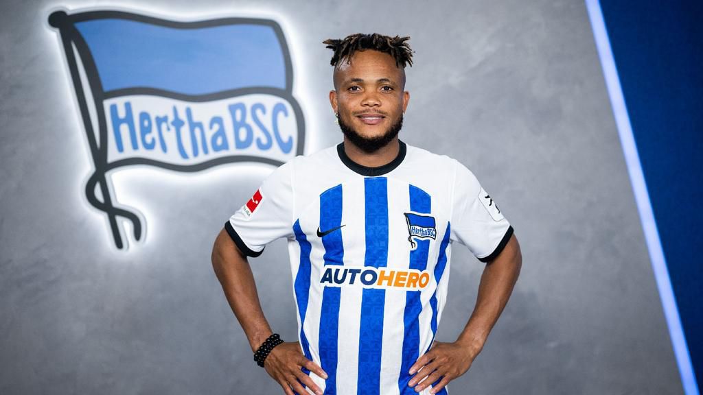 Chidera Ejuke (Twitter Hertha Berlin)