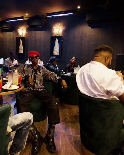 Rooomxix discusses the Future of Fashion with A-list stylists