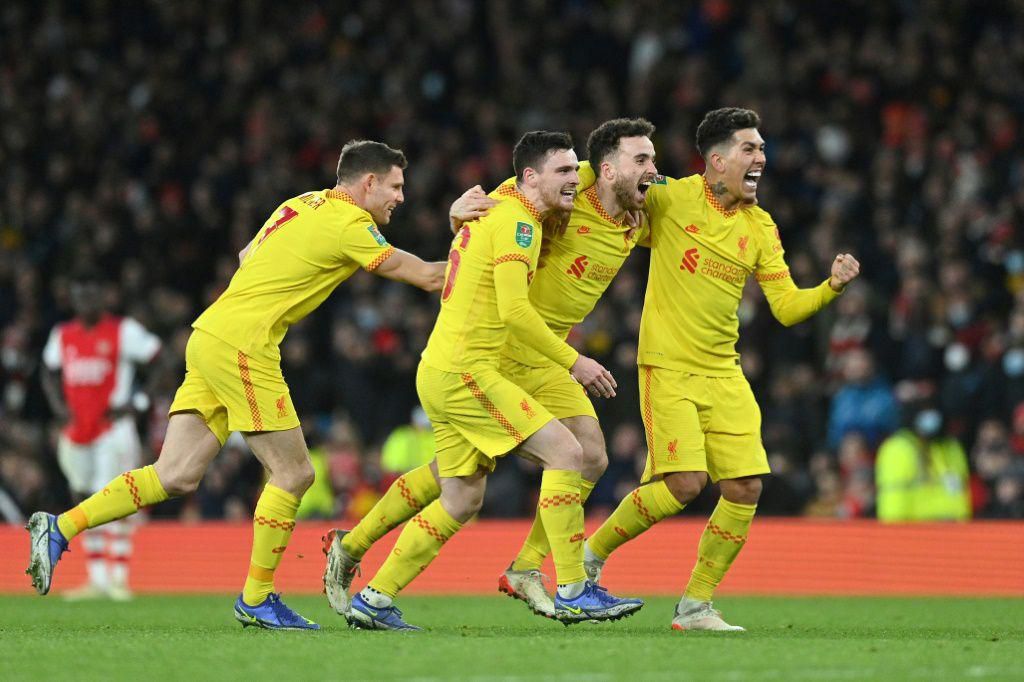 Liverpool celebrate Diogo Jota's second goal
