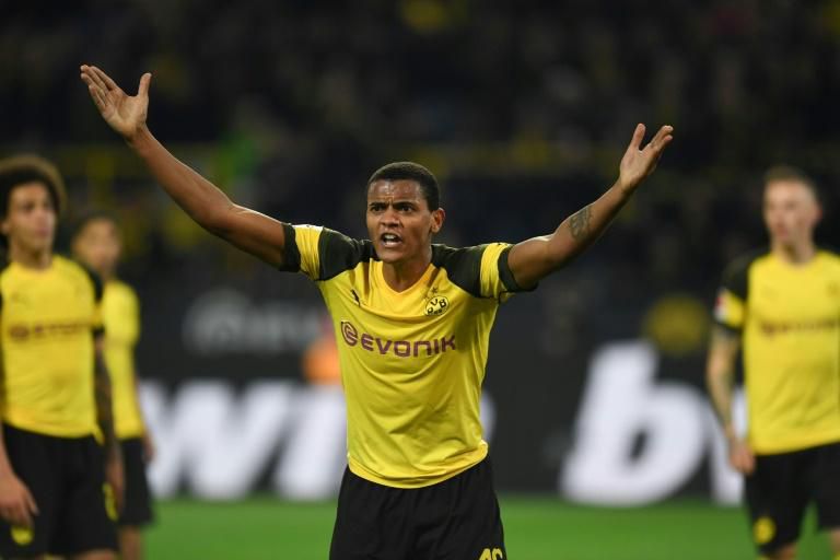 Manuel Akanji became the 18th Borussia Dortmund player to score a league goal this season