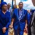 Pastor Enoch Adeboye (R), the General Overseer, RCCG, and Pastor Olutoyin Oyebamiji (L) of Chapel of Mercy, Jos.