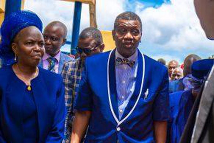 Pastor Enoch Adeboye (R), the General Overseer, RCCG, and Pastor Olutoyin Oyebamiji (L) of Chapel of Mercy, Jos.