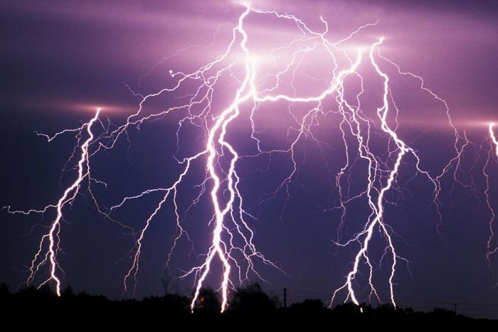 Thunderstorm kills 3 persons in Delta — Police [today]