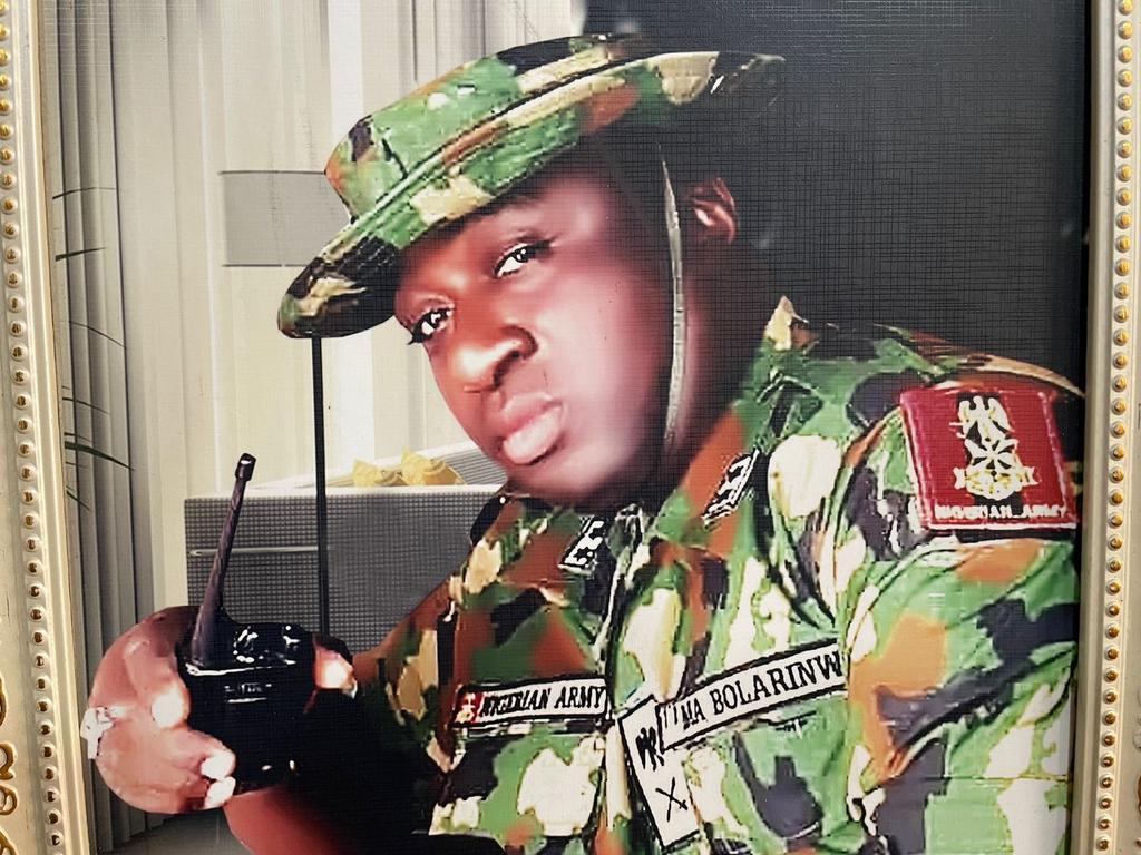 EFCC arrests fake Army General who claimed Buhari nominated him as COAS. [Twitter/@officialEFCC]