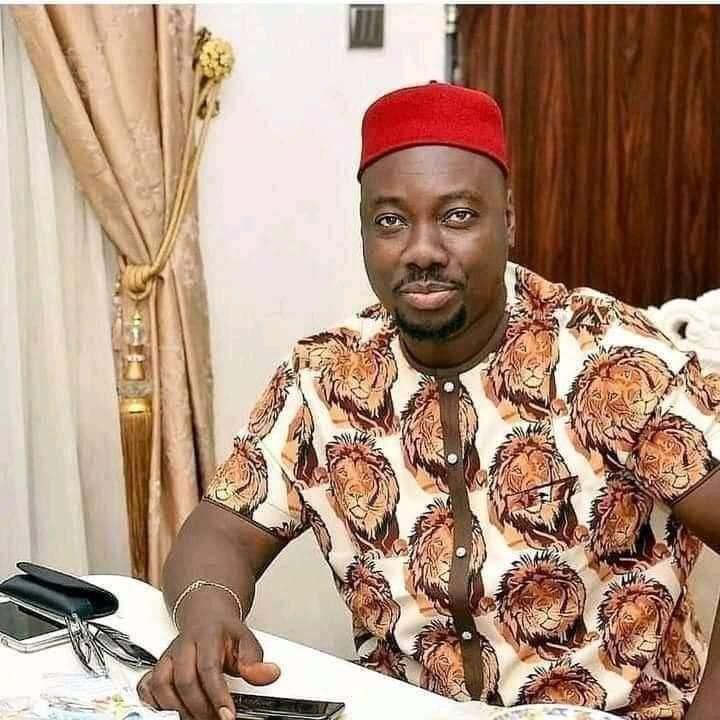 Obi Cubana turns funeral into carnival in Oba, Anambra State