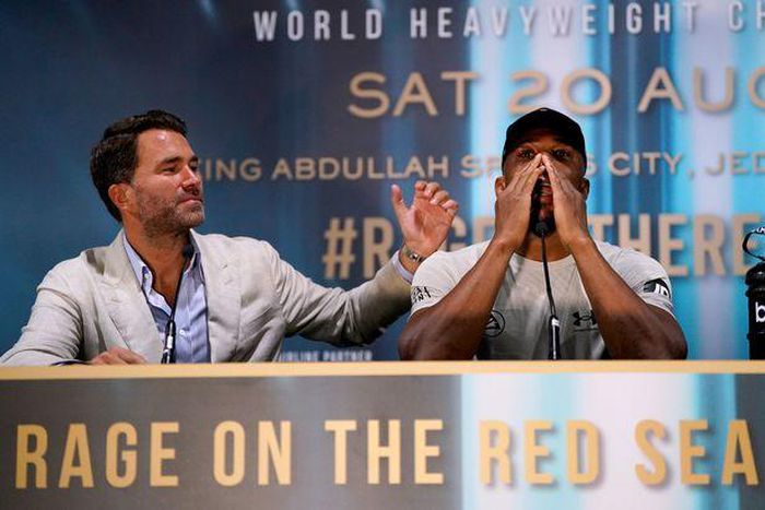 Anthony Joshua in tears explaining loss to Oleksandr Usyk [Video]