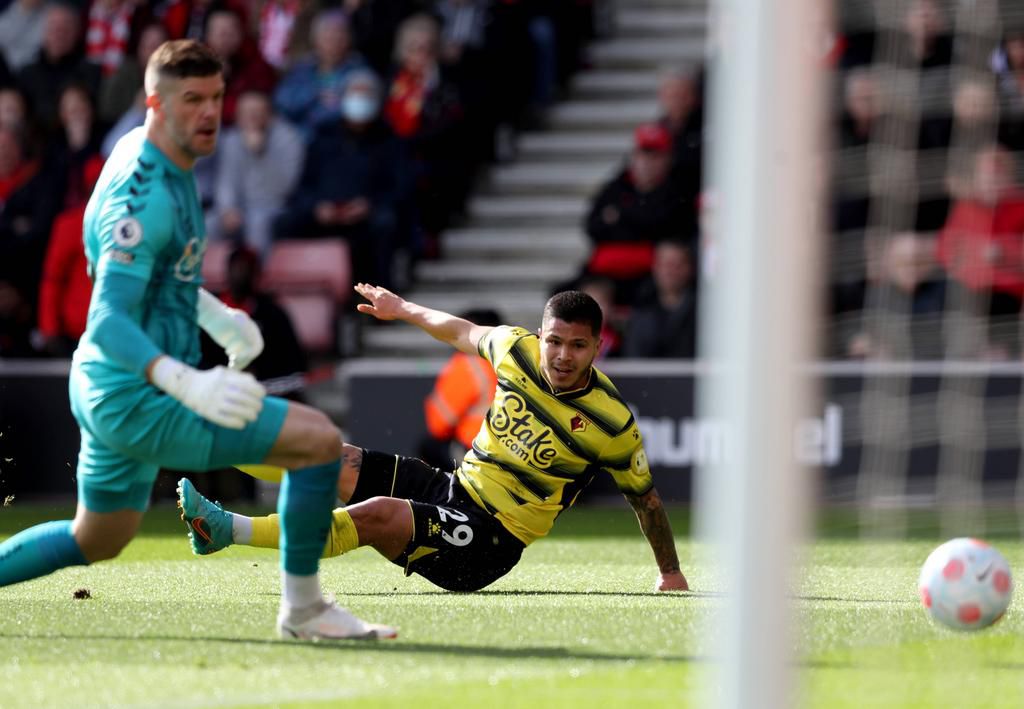 Hernandez watches his effort roll into an empty net