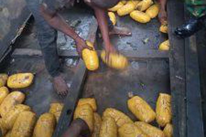 Nigerian Army intercepts 792 parcels of cannabis in Ogun.