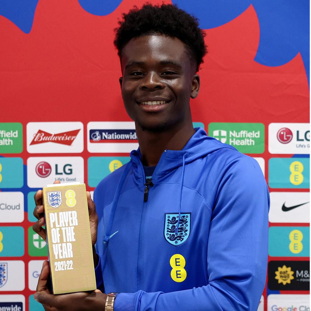 Bukayo Saka scoops England Men’s Player of the Year award