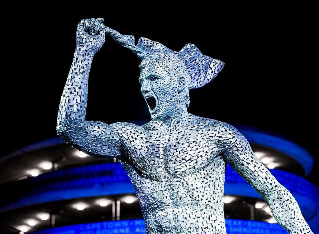 Check out photos of Sergio Aguero's Manchester City statue
