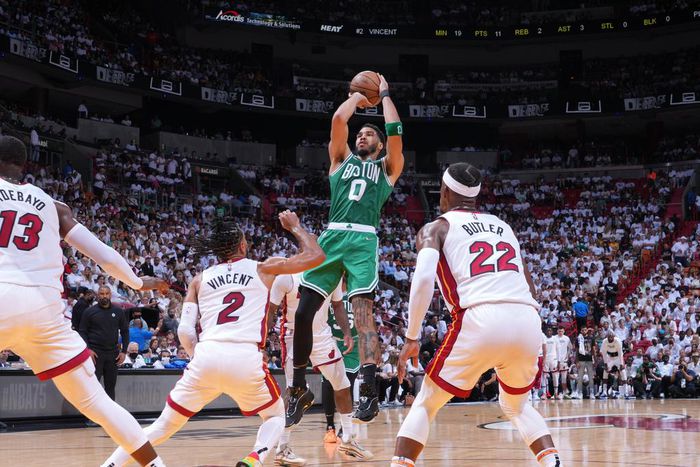 Gabe Vincent cannot stop Boston Celtics from blowing out Miami Heat