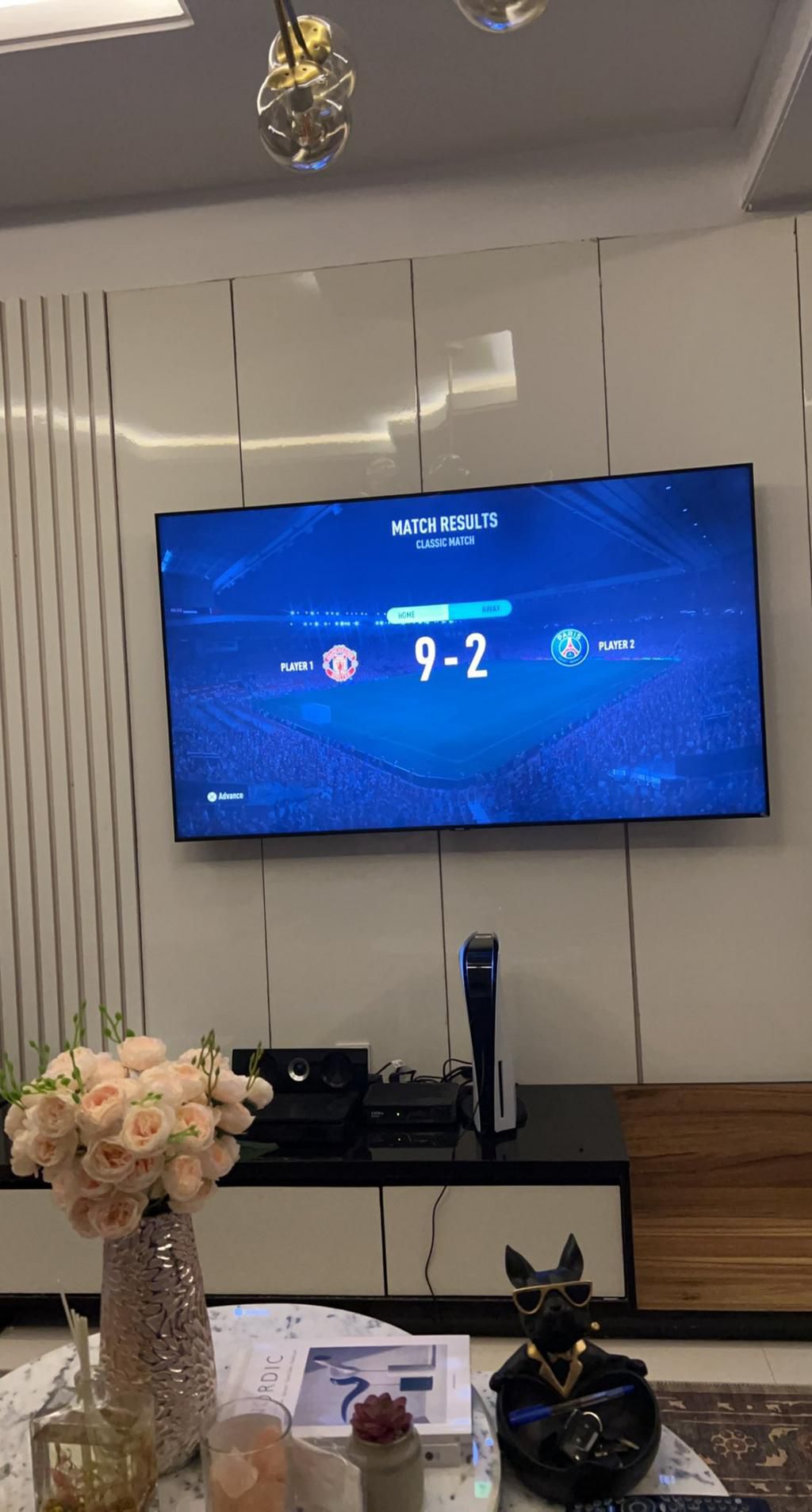 Macaroni showed off recent victories against his opponent on Twitter