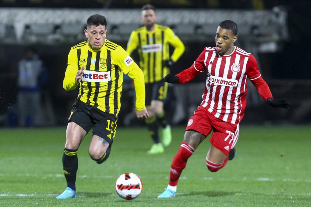 Aris came from behind to beat Olympiacos 2-1