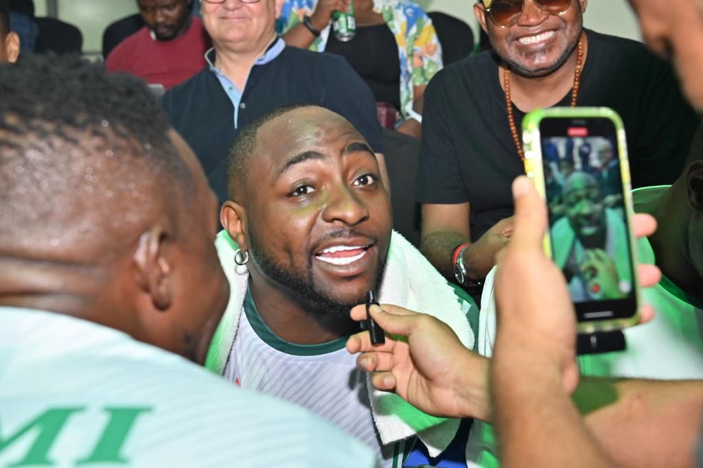 Seedorf, Okocha and Davido feature in the Heineken Novelty Face-Off