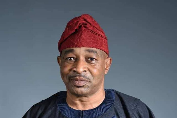 Mr Yinka Kazeem (Esho).