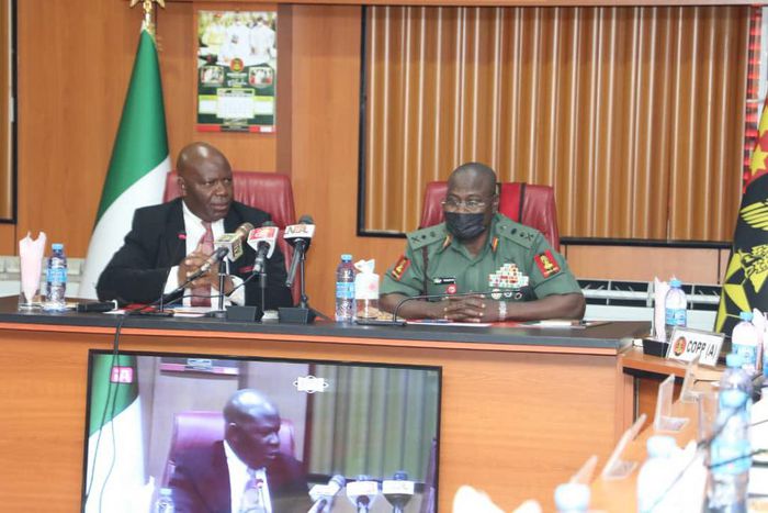President of African Bar Association (AFBA), Mr Hannibal Uwaifo (L) pays a courtesy visit to the Chief of Army Staff (COAS) Lt.-Gen. Faruk Yahaya. [Nigerian Army]