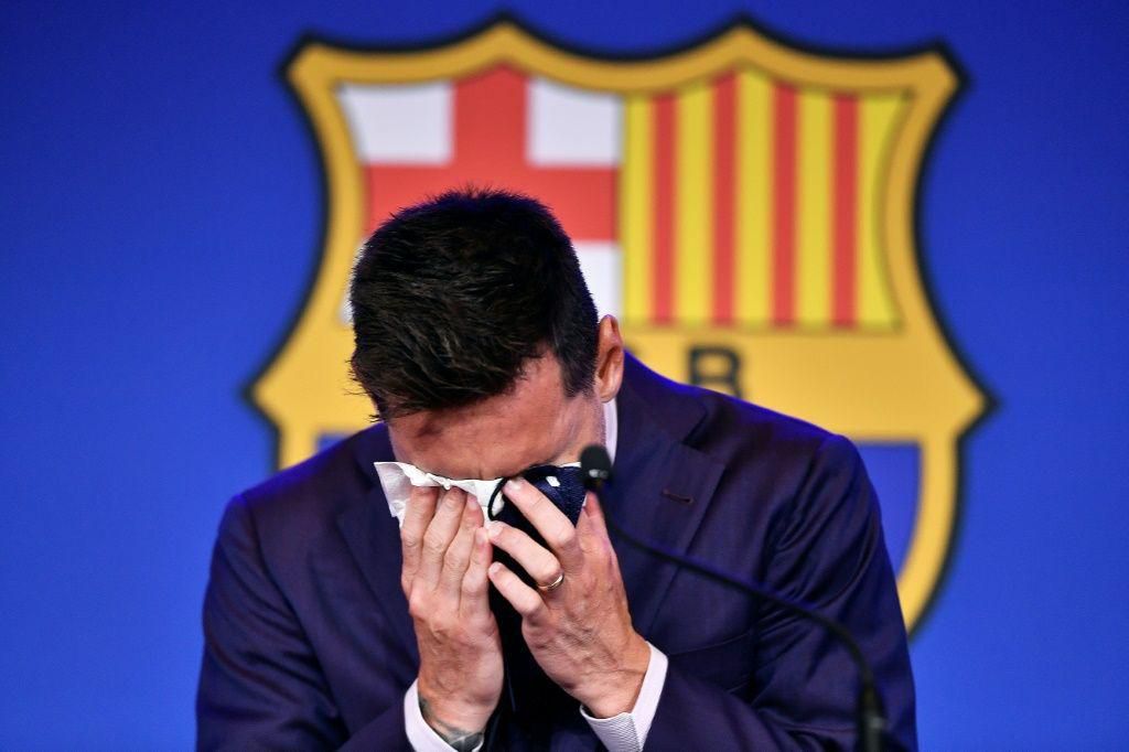 Lionel Messi cried during his Barcelona farewell press conference before joining Paris Saint-Germain.