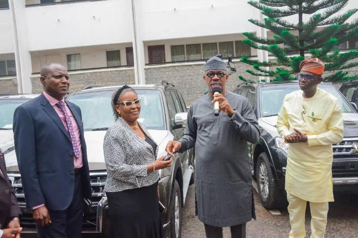 Gov Abiodun presents 13 SUVs to Ogun judiciary (DailyPost)
