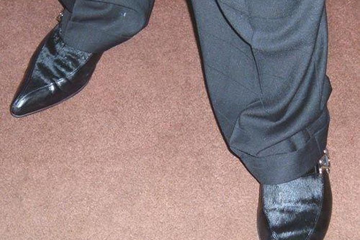 Some men make less fashionable choices [Menxp]