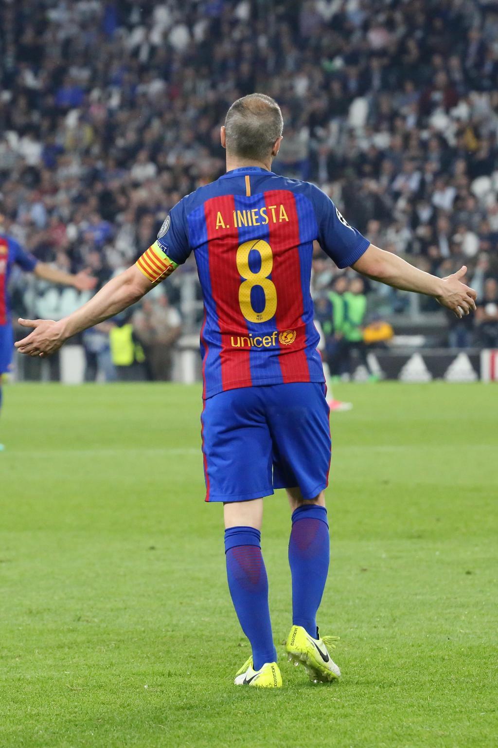 'Just like Iniesta' - Reactions as Pedri gets Barcelona number 8 jersey ...
