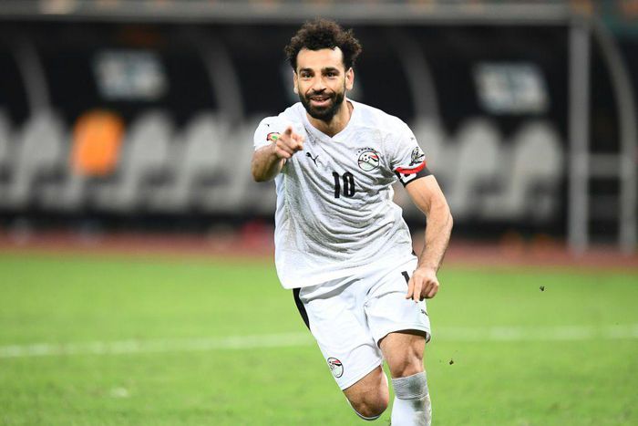 Mohamed Salah celebrates after scoring the winning penalty for Egypt against the Ivory Coast