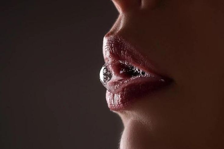 Avoid saliva during sex [Freepik]