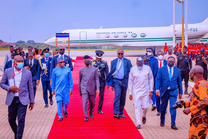 Osinbajo leaves for Accra ahead of ECOWAS summit