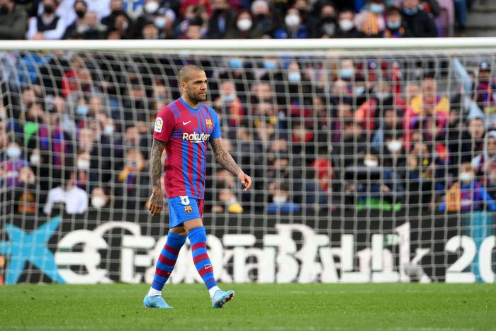 Club Legend Dani Alves Have Been Asked To Leave Barcelona This Summer
